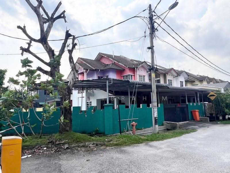 Rumah Teres 2-Tingkat untuk Dijual di Seksyen 7 (Bangi) - Azli Ibrahim - Exterior - PropertyGuru.com.my
