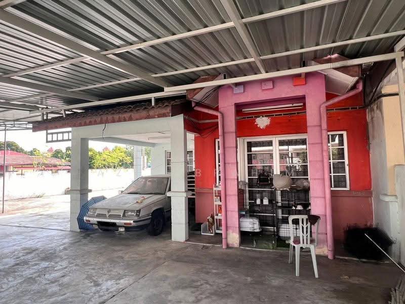 Rumah Teres 2-Tingkat untuk Dijual di Seksyen 7 (Bangi) - Azli Ibrahim - Exterior - PropertyGuru.com.my