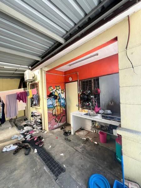 Rumah Teres 2-Tingkat untuk Dijual di Seksyen 7 (Bangi) - Azli Ibrahim - Exterior - PropertyGuru.com.my