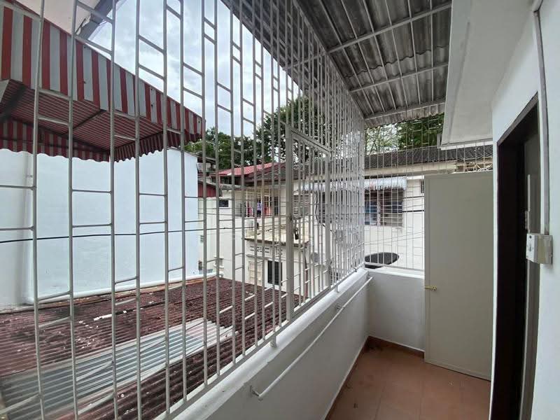 Rumah Teres 2-Tingkat untuk Dijual di Taman Concord (Tanjung Bungah) - Ping Koay - Balcony - PropertyGuru.com.my