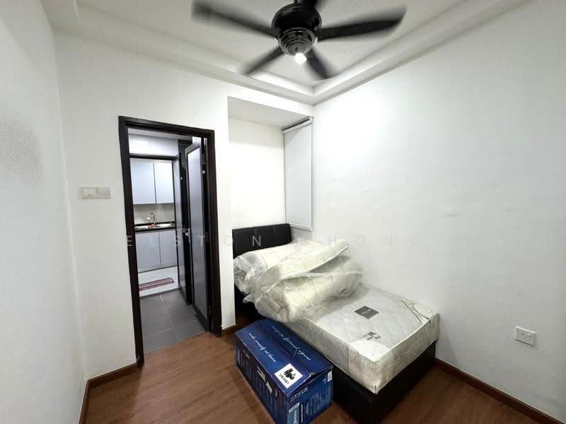 Service Residence for Sale at KSL Residence @ Daya - Elston Chong - Bedroom - PropertyGuru.com.my