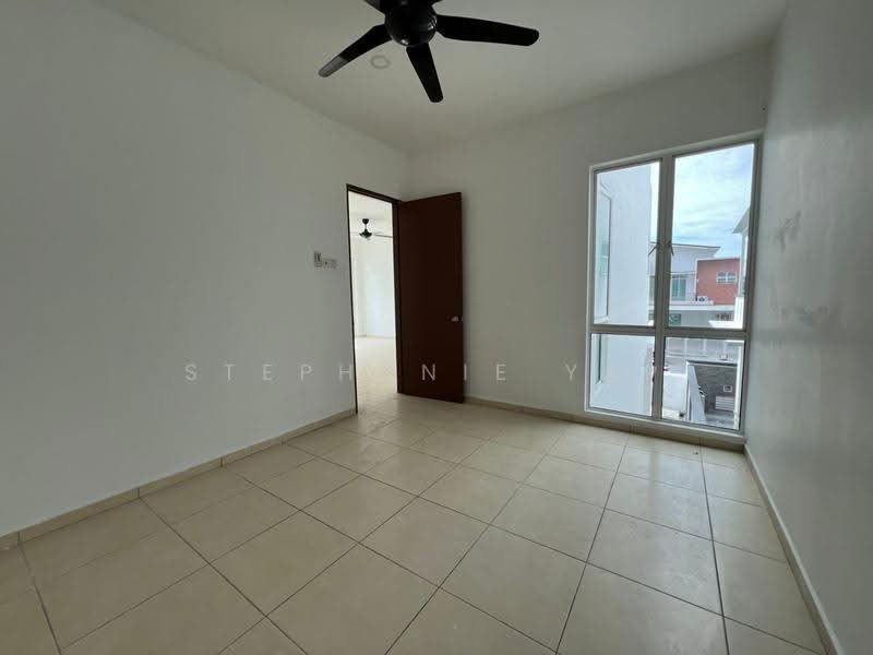 Semi-Detached House for Sale in Taman Seri Jaromas (Jenjarom) - Stephanie Yap - Interior - PropertyGuru.com.my