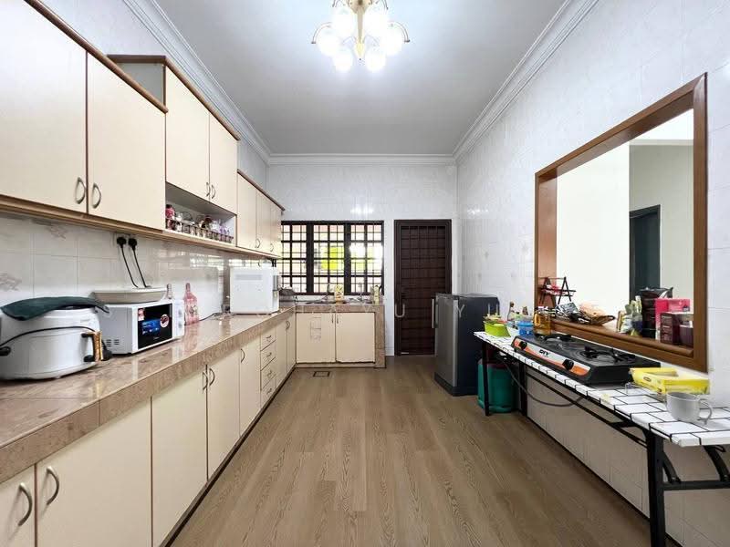Semi-Detached House for Sale in Bukit Rahman Putra (Sungai Buloh) - Sri Rohayu Yusof - PropertyGuru.com.my