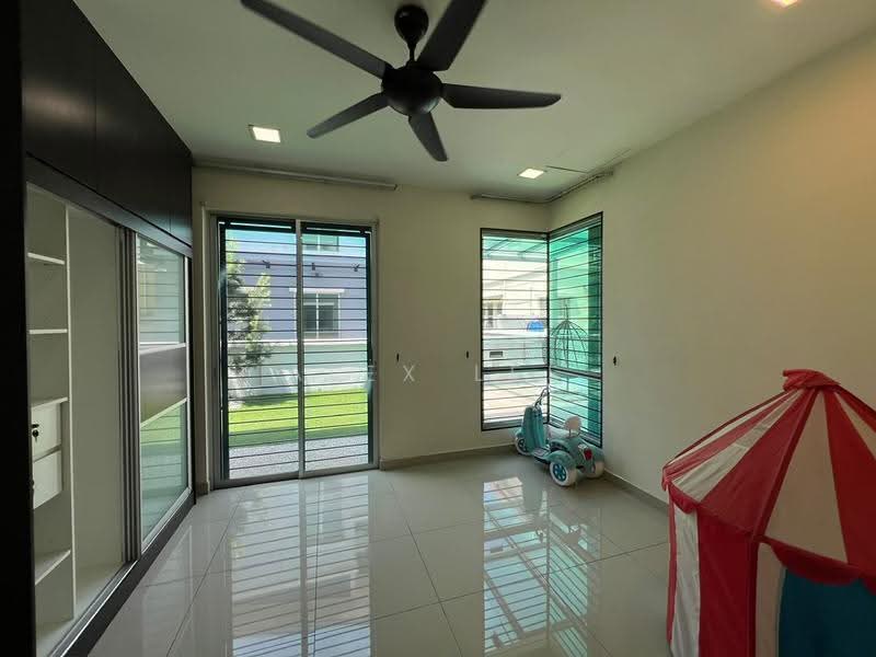 Semi-Detached House for Rent in Taman Anggun (Rawang) - Alex Lee - Bedroom - PropertyGuru.com.my