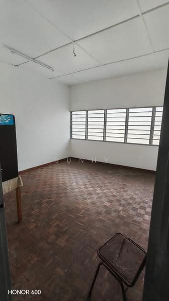 Semi-Detached House for Sale in Gelugor (Penang) - Sunny Tse - Interior - PropertyGuru.com.my