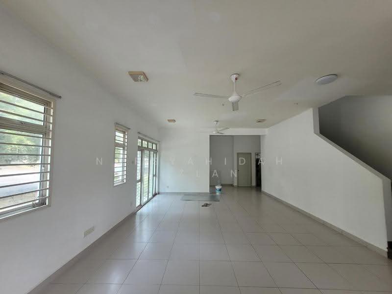 Rumah Teres 2-Tingkat untuk Disewa di Presint 11 (Putrajaya) - Norsyahidah Razlan - Living Room - PropertyGuru.com.my