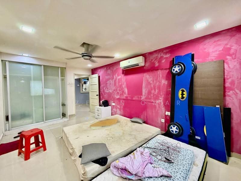 Condominium for Sale at Amadesa Resort Condominium - Hazeman Omar - Bedroom - PropertyGuru.com.my