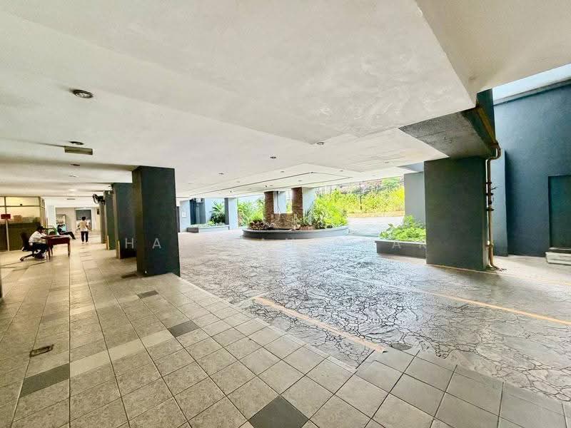 Condominium for Sale at Amadesa Resort Condominium - Hazeman Omar - Entrance - PropertyGuru.com.my