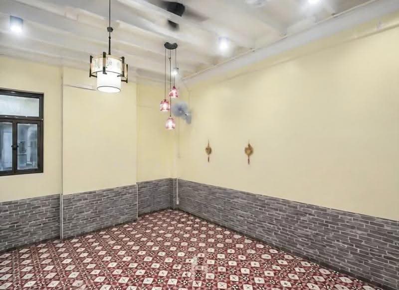 Shop for Rent in George Town (Penang) - Bebe Khor - Interior - PropertyGuru.com.my