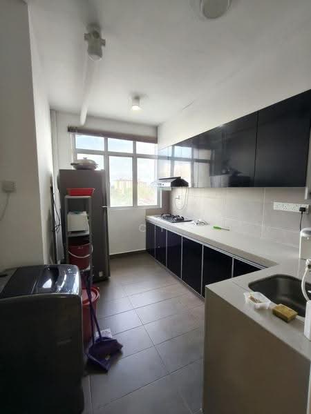 Apartment for Sale at East Bay (Seri Bayan) - Cy Hong - Kitchen - PropertyGuru.com.my