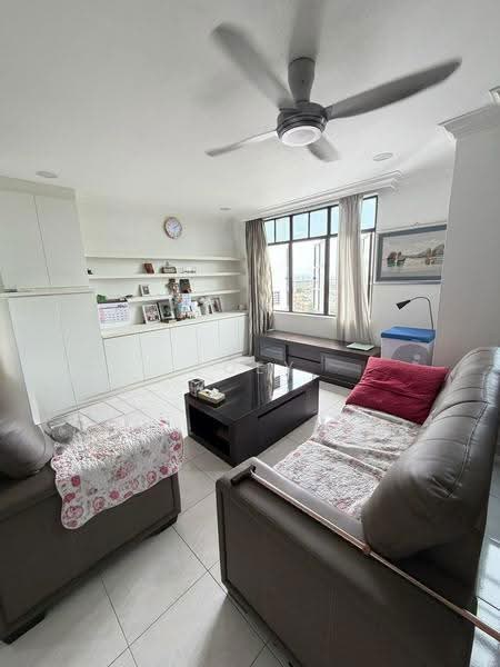Kondominium untuk Dijual di Datin Halimah Condominium - Zoey Lee - Living Room - PropertyGuru.com.my