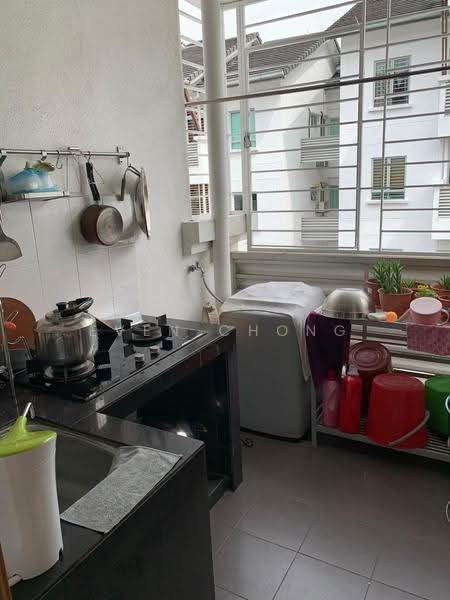 Condominium for Sale at Bayan Villa, Seri Kembangan - Even Chong - Kitchen - PropertyGuru.com.my