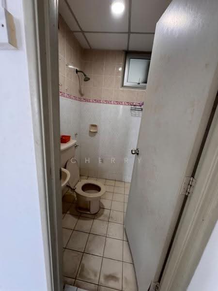 Condominium for Rent at Garden Park - Cherry Wee - Bathroom - PropertyGuru.com.my