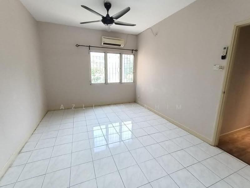 Apartment for Sale at SD Tiara Apartment - Azli Ibrahim - Interior - PropertyGuru.com.my