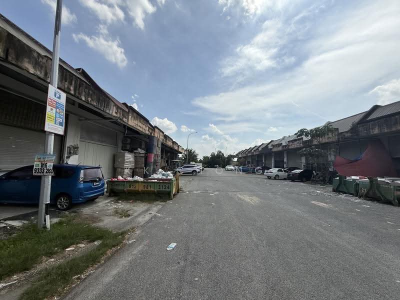 Terrace Factory for Sale in Shah Alam (Selangor) - KK Chong - Exterior - PropertyGuru.com.my