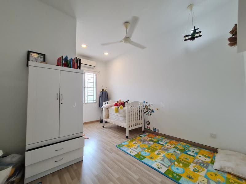 2-storey Terraced House for Sale in Bandar Seri Coalfields (Sungai Buloh) - Jimmy Tan - Bedroom - PropertyGuru.com.my