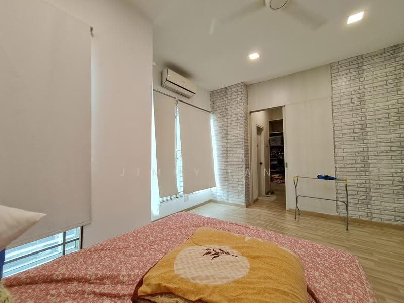 2-storey Terraced House for Sale in Bandar Seri Coalfields (Sungai Buloh) - Jimmy Tan - Bedroom - PropertyGuru.com.my