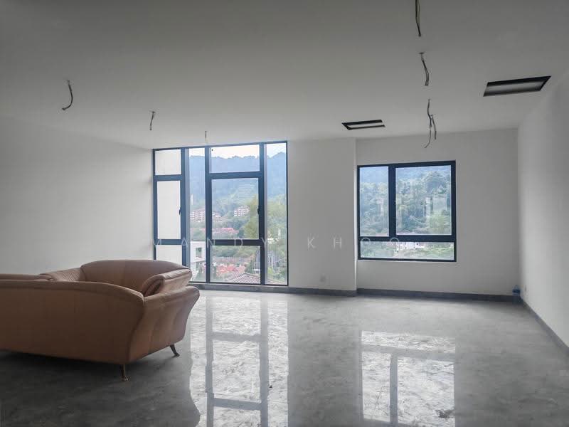 3.5-storey Terraced House for Sale in Ampang Jaya (Ampang) - Mandy Khoo - Living Room - PropertyGuru.com.my
