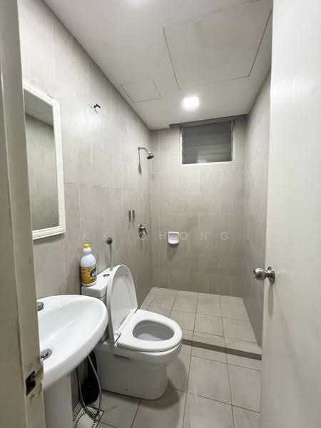 Condominium for Rent at Menjalara 18 - KK Chong - Bathroom - PropertyGuru.com.my