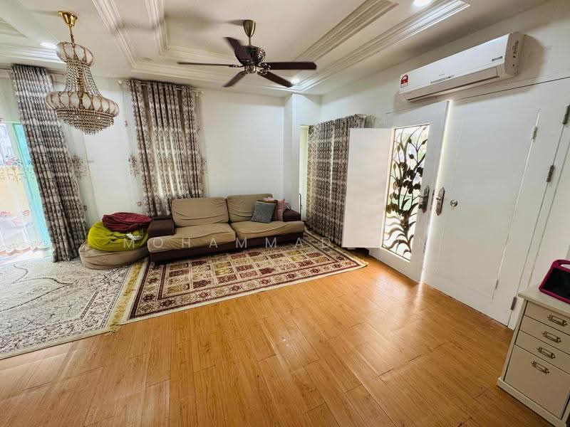 2-storey Terraced House for Sale in Taman Bukit Subang (Shah Alam) - Mohammad Din Majid - PropertyGuru.com.my