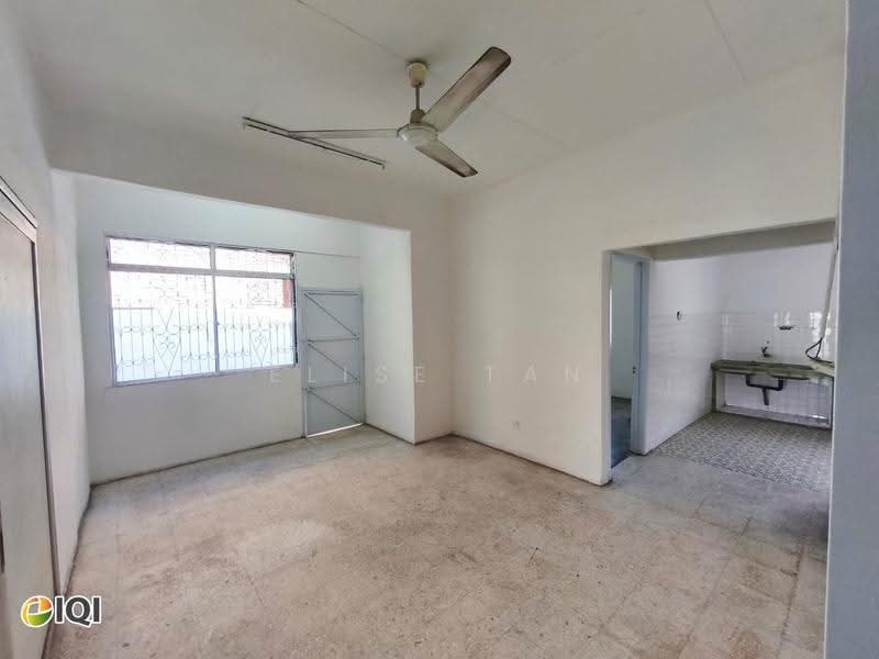 Rumah Berkembar untuk Dijual di Taman Siakap (Perai) - Elise Tan - Living Room - PropertyGuru.com.my