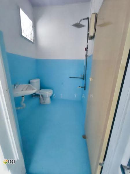 Rumah Berkembar untuk Dijual di Taman Siakap (Perai) - Elise Tan - Bathroom - PropertyGuru.com.my