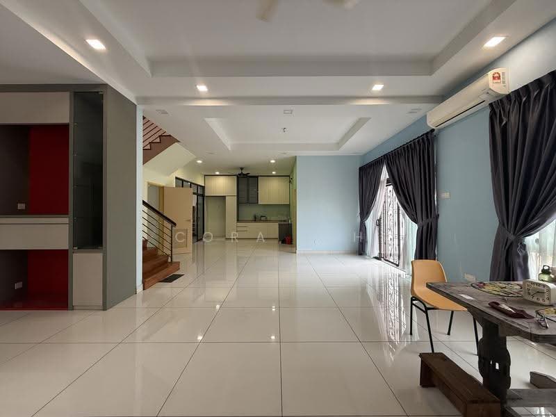 Link Bungalow for Sale in Skudai (Johor) - Cora Loh - Living Room - PropertyGuru.com.my