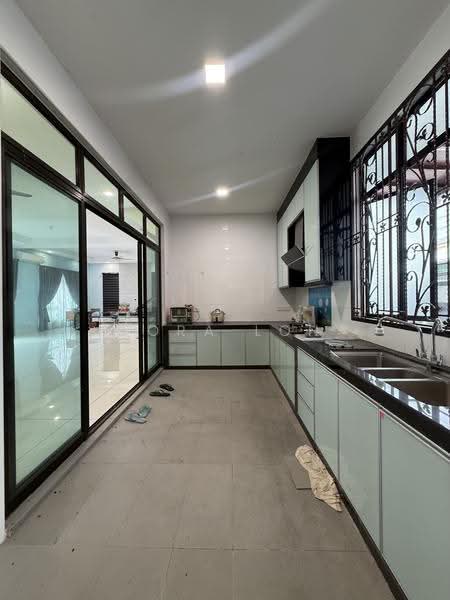 Link Bungalow for Sale in Skudai (Johor) - Cora Loh - Kitchen - PropertyGuru.com.my