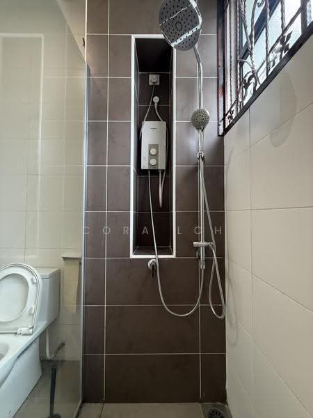 Link Bungalow for Sale in Skudai (Johor) - Cora Loh - Bathroom - PropertyGuru.com.my