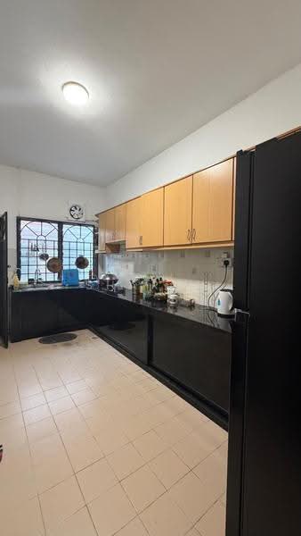 2-storey Terraced House for Rent in Subang Bestari (Shah Alam) - Sharon Wong - Kitchen - PropertyGuru.com.my