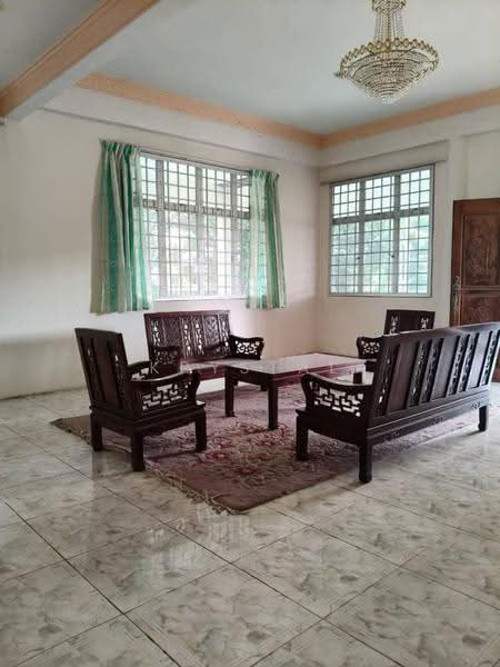 Bungalow House untuk Dijual di Taman Kajang Impian (Kajang) - Krystal Tiew - Living Room - PropertyGuru.com.my
