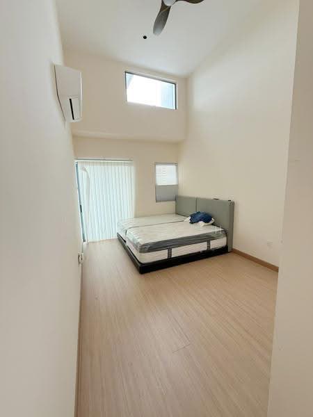 3-storey Terraced House for Sale in Bandar Nusaputra (Puchong) - Evan Goh - Bedroom - PropertyGuru.com.my
