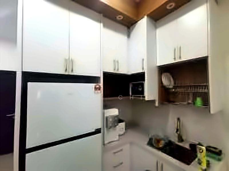 Kediaman Servis untuk Disewa di MKH Boulevard II - Nick Chin - Kitchen - PropertyGuru.com.my