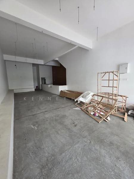 Shop / Office untuk Disewa di Taman Dato Onn (Johor Bahru) - Kenneth Tan - Interior - PropertyGuru.com.my