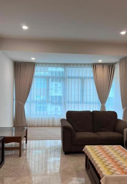 Kondominium untuk Dijual di Suasana Sentral Condominiums - Kweenie Chong - Living Room - PropertyGuru.com.my