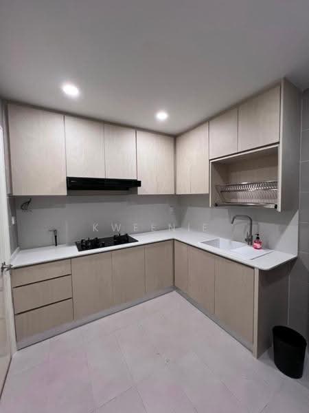 Kondominium untuk Dijual di Suasana Sentral Condominiums - Kweenie Chong - Kitchen - PropertyGuru.com.my
