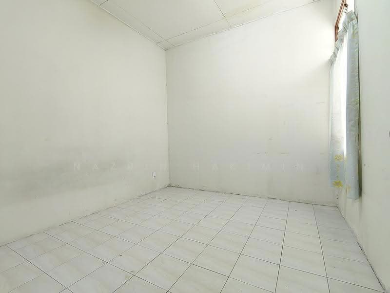 Terraced House for Sale in Bandar Saujana Putra (Tanjong Duabelas) - Nazrin Hakimin - Interior - PropertyGuru.com.my