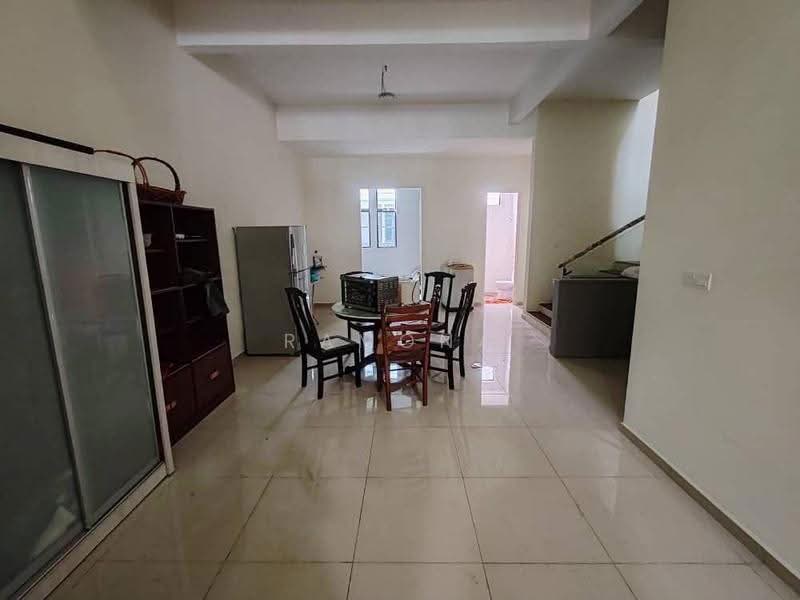 Rumah Teres 2.5-Tingkat untuk Dijual di Taman Ozana Impian (Bukit Katil) - Ramona Tan - Living Room - PropertyGuru.com.my