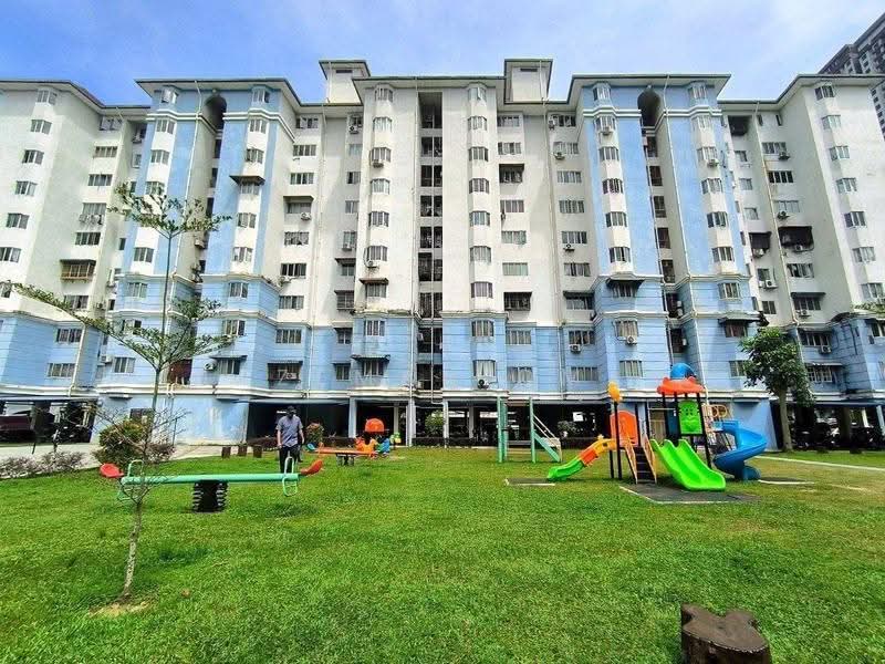 Apartment for Sale at Tasik Heights Apartment - Hazeman Omar - Exterior - PropertyGuru.com.my
