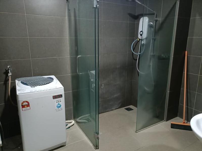 Condominium for Rent at Mutiara Ville - PJ Low - Bathroom - PropertyGuru.com.my
