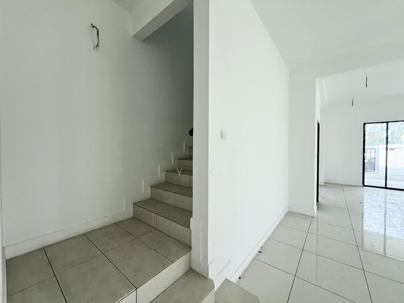Semi-Detached House for Sale in Bandar Dato Onn (Tebrau) - Yik Tat - Interior - PropertyGuru.com.my