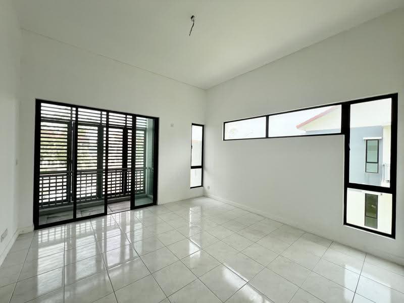 Semi-Detached House for Sale in Bandar Dato Onn (Tebrau) - Yik Tat - Interior - PropertyGuru.com.my