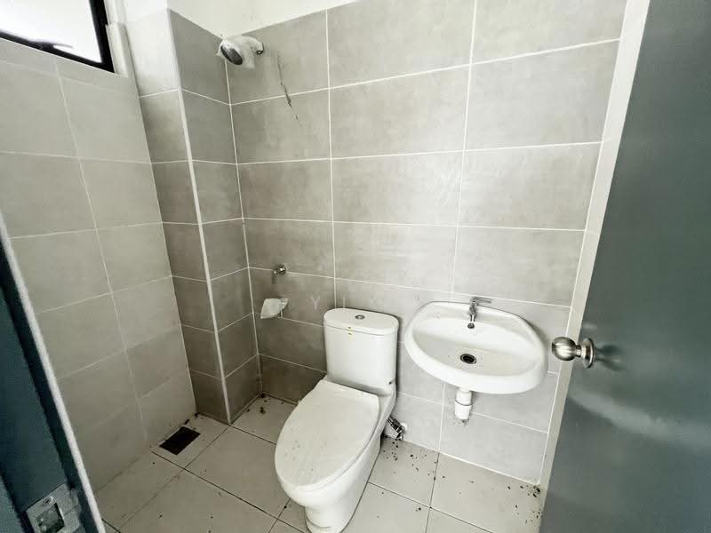 Semi-Detached House for Sale in Bandar Dato Onn (Tebrau) - Yik Tat - PropertyGuru.com.my