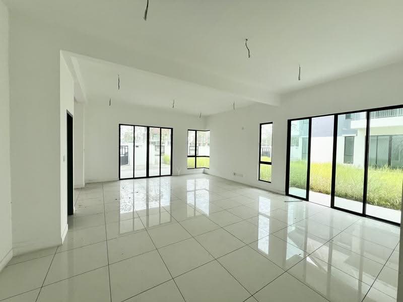 Semi-Detached House for Sale in Bandar Dato Onn (Tebrau) - Yik Tat - PropertyGuru.com.my