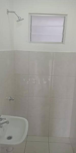 Condominium for Sale at TRI PINNACLE - Vivien Chew - Bathroom - PropertyGuru.com.my