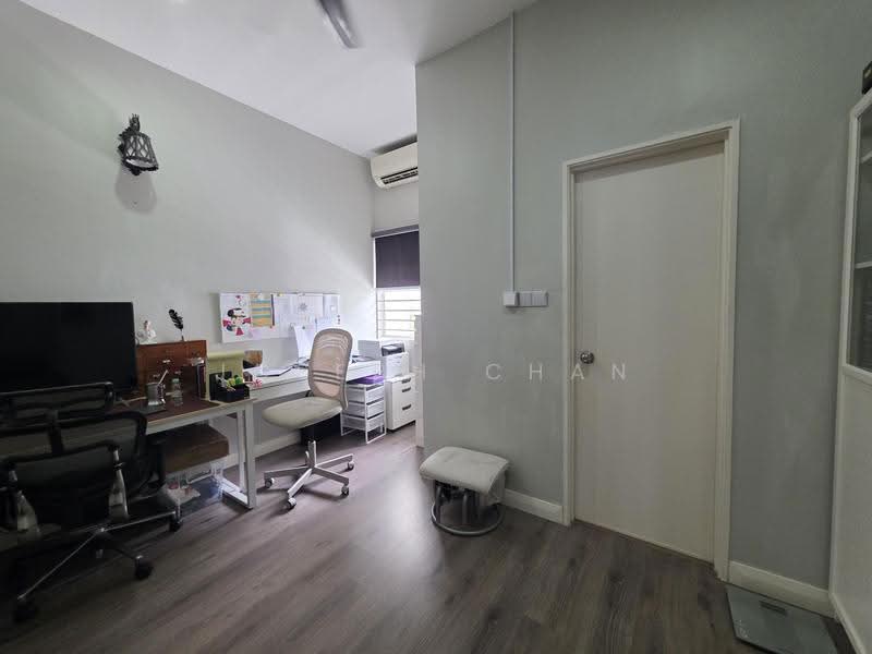 2-storey Terraced House for Sale in Taman Cahaya Alam (Shah Alam) - Joseph Chan - Study - PropertyGuru.com.my