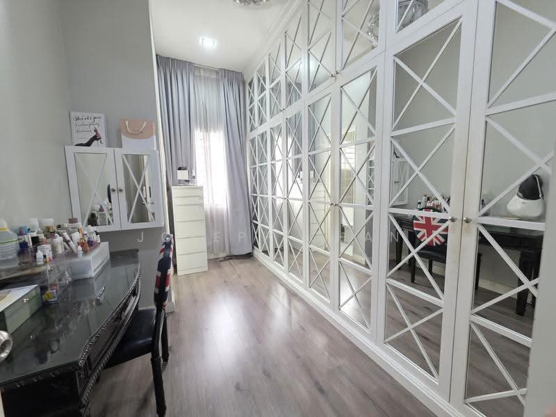 2-storey Terraced House for Sale in Taman Cahaya Alam (Shah Alam) - Joseph Chan - Interior - PropertyGuru.com.my