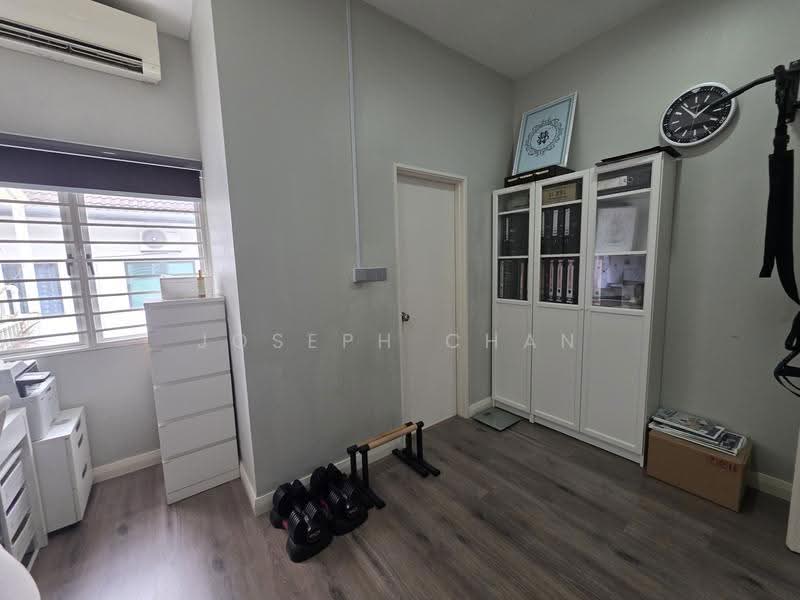 2-storey Terraced House for Sale in Taman Cahaya Alam (Shah Alam) - Joseph Chan - Interior - PropertyGuru.com.my