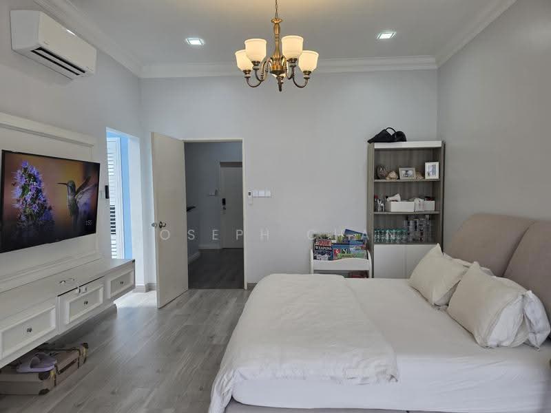 2-storey Terraced House for Sale in Taman Cahaya Alam (Shah Alam) - Joseph Chan - Bedroom - PropertyGuru.com.my