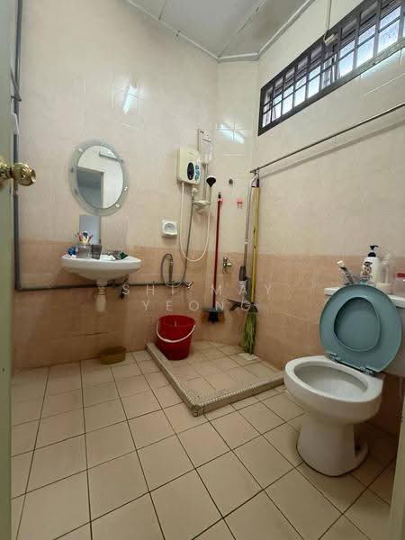 2-storey Terraced House for Sale in Taman Nusa Jaya Mas (Iskandar Puteri (Nusajaya)) - Shi May Yeong - Bathroom - PropertyGuru.com.my
